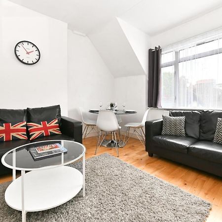 לונדון Soho Apartment, Theatres & Old Compton Street מראה חיצוני תמונה